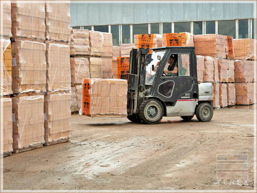������������ ������ Terex ��������� 1 �� ���� ������� �-150